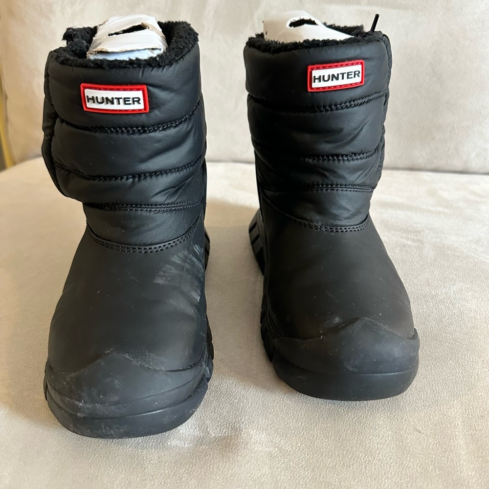 Hunter LK Snow Boot Black Kids Size 11 (Youth/Big Kid) - Excellent Condition